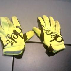 Handskar geel, rapporterat av SnowWorld Landgraaf med iLost