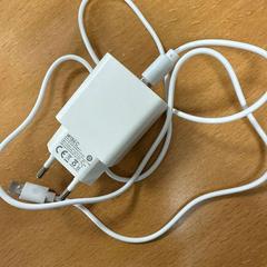 Usb laddare usb oplader wit, rapporterat av VITAZ campus Sint-Niklaas med iLost