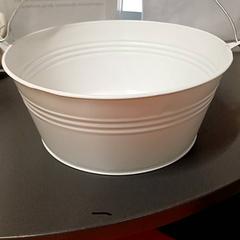 Sceau blanc, rapporterat av IKEA Bayonne Ametzondo med iLost