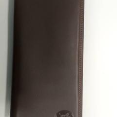 Porte-cartes etui voor, a été signalé par Regio West-Vlaanderen utilisant iLost