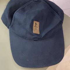 Baseballcapen Dark blue, som rapportert av MEININGER Hotel Budapest Great Market Hall ved bruk av iLost