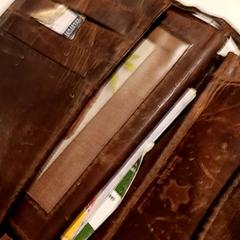 Carteira, como reportado por De Efteling utilizando o iLost