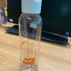 Vizesüveg plastic, amint azt Vrije Universiteit Brussel (VUB) az iLost segítségével jelentette.