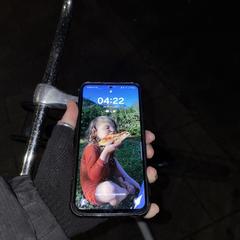Telefoon, amint azt az iLostnak jelentették.