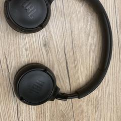 Auriculares JBL, ha sido reportado por Pathé Delft con iLost