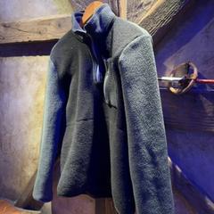 Bunda Grey, ako bolo nahlásené Club Nyx/Exit Café pomocou iLost