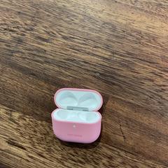 Funda para airpods, segundo informou Breng Arnhem usando iLost
