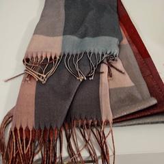 Bufanda, segundo informou IKEA Mons usando iLost