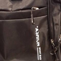 Batoh zwart, jak nahlášeno Qbuzz Fryslân pomocí iLost