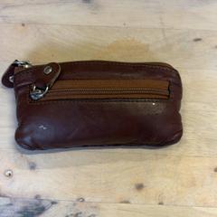 Chaveiro com chaves etui sleutels, como reportado por Gemeente Wageningen utilizando o iLost