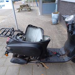 Scooter, a été signalé par Gemeente Heusden utilisant iLost
