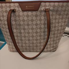 가방, iLost를 사용하여 Arriva Limburg Zuid에 보고됨