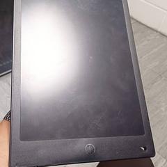 タブレット LCD de escrita がiLostで IKEA Matosinhos によって報告されました