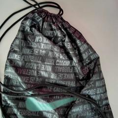 Bossa, segons ha informat Twisto mitjançant iLost