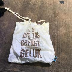 Tote bag, come riportato da De Heeren van Aemstel utilizzando iLost