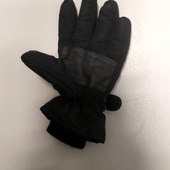 Kesztyű, amint azt Regio West-Vlaanderen az iLost segítségével jelentette.