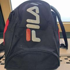 Mochila, como reportado por Arriva Limburg Zuid utilizando o iLost