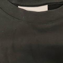 Camisa, como reportado por IKEA Bratislava utilizando o iLost