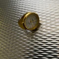 horloge-ring (horloge in de vorm van een ring), jak zgłoszono do iLost