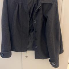 Dzseki, amint azt HvA Amstelcampus az iLost segítségével jelentette.