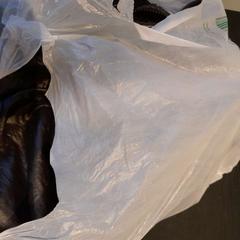 Sac plastique blanc, a été signalé par TCL utilisant iLost