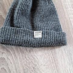 Beanie Grijs, as reported by EBS Tramplein using iLost