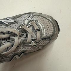 Zapato, segundo informou GVB usando iLost