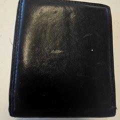 Pénztárca Ouerrou, amint azt HTM az iLost segítségével jelentette.