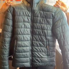 Jacke Olive green, gemeldet von MEININGER Hotel Salzburg City Center über iLost