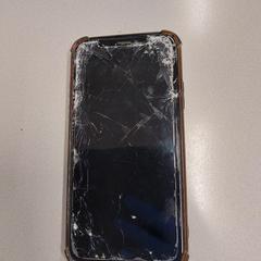 iPhone がiLostで Gemeente Hilversum によって報告されました