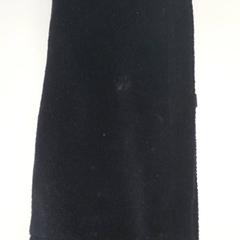 Arropa - nekwarmer, gisa salatu by Regio Antwerpen - Brussel iLost erabiliz