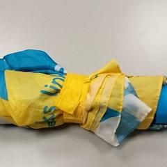 Umbrella Geel,blauw, as reported by Centraal magazijn using iLost