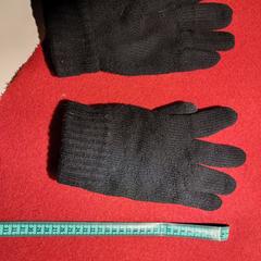 zwarte mannenhandschoenen an iLost gemeldet