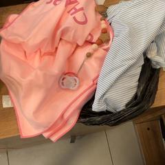 Baby kleren, zoals gemeld door MEININGER Hotel Marseille Centre la Joliette met iLost
