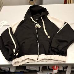 재킷, iLost를 사용하여 Vrije Universiteit Amsterdam에 보고됨