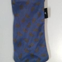 Estuche para lentes, segundo informou IKEA Gent usando iLost