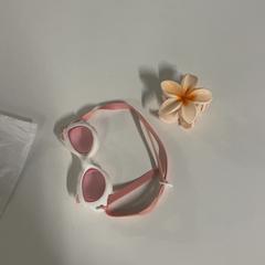 Plavací brýle, jak nahlášeno Silver Sands Beach pomocí iLost