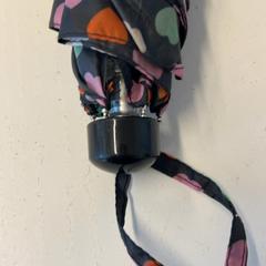 Dáždnik, ako bolo nahlásené GVB pomocou iLost