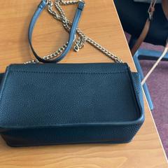 Schoudertasje, iLost를 사용하여 Arriva Achterhoek-Rivierenland에 보고됨