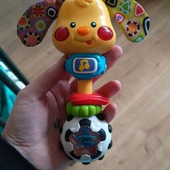 Baby rammelaar v teck, amint azt az iLostnak jelentették.