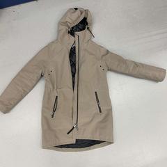 Vêtements Beige jas, a été signalé par IKEA Amersfoort utilisant iLost