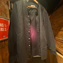 Shirt Black, as reported by Club Nyx/Exit Café using iLost