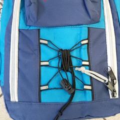 Mochila, como reportado por Regio Antwerpen - Brussel utilizando o iLost