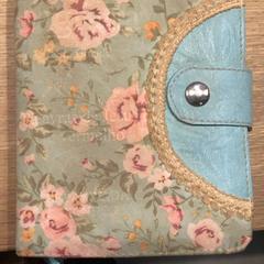 Zeszyt Bible inside (Brazilian Portuguese), zgłoszono przez MEININGER Hotel Amsterdam City West przy użyciu iLost