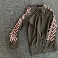 재킷, iLost를 사용하여 Breng Arnhem에 보고됨