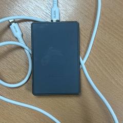 Powerbank, rapporterat av Sheraton Brussels Airport Hotel med iLost