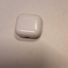 Hodetelefonetui, som rapportert av Qbuzz ZHN ved bruk av iLost