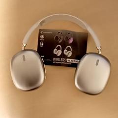 Hodetelefoner, som rapportert av Mövenpick Hotel Amsterdam City Centre ved bruk av iLost