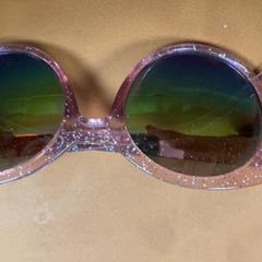 Brýle, jak nahlášeno Connexxion Amstelland-Meerlanden Schiphol Zuid pomocí iLost