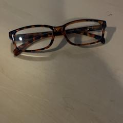 Gafas, ha sido reportado por Jaarbeurs con iLost